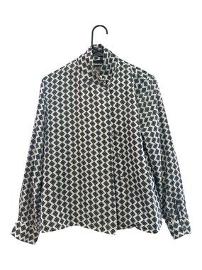 Vintage 90s/Y2K Valerie Stevens White and Black Diamond-Print Button* Blouse 6P